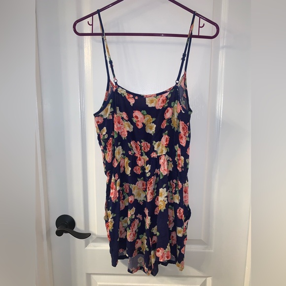 I Love S&S Inc Navy Pink Floral Romper with Pockets Elastic Waistband - Size S/M - Picture 3 of 10
